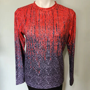 Exclusive red and purple demask pattern top